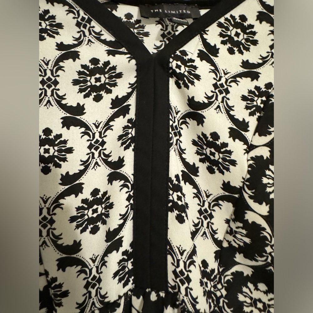 Shirt black and white